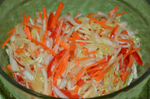 Ингредиенты для салата с капустой