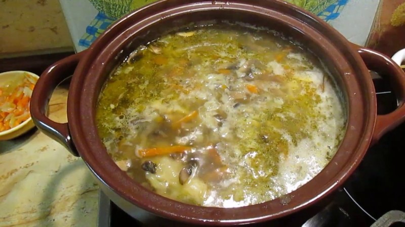 Вкусный диетический суп
