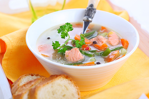 Как сварить суп из рыбных консерв