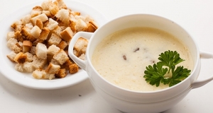 Традиционный сырный суп