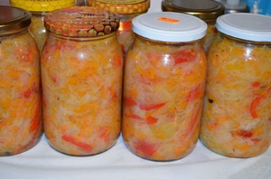 Икра из баклажанов, моркови и болгарского перца