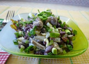 Салат с фасолью «Студенческий»