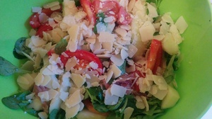 Как готовить низкокалорийный салат для похудения