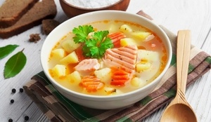 Как приготовить вкусный суп из красной рыбы