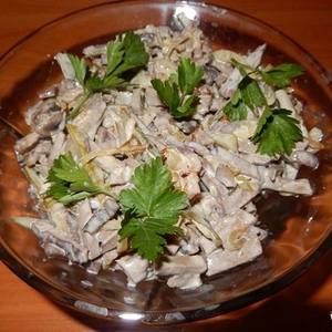 Вкусный салат с грибами 